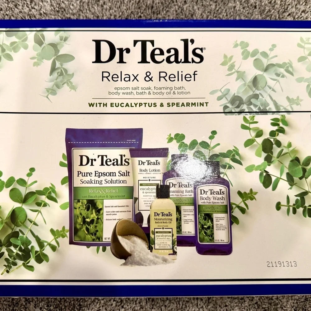 ✨Dr Teal's 5 Pc. Relax & Relief Eucalyptus & Spearmint Gift Set. New
